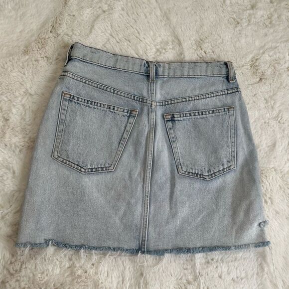 & Other Stories Stockholm Atelier size 4 light wash denim jean mini skirt - Picture 3 of 4